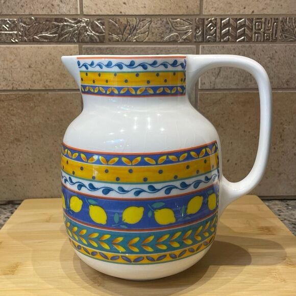 Furio Home Portugal Ceramic 64 oz Pitcher - Picture 2 of 7